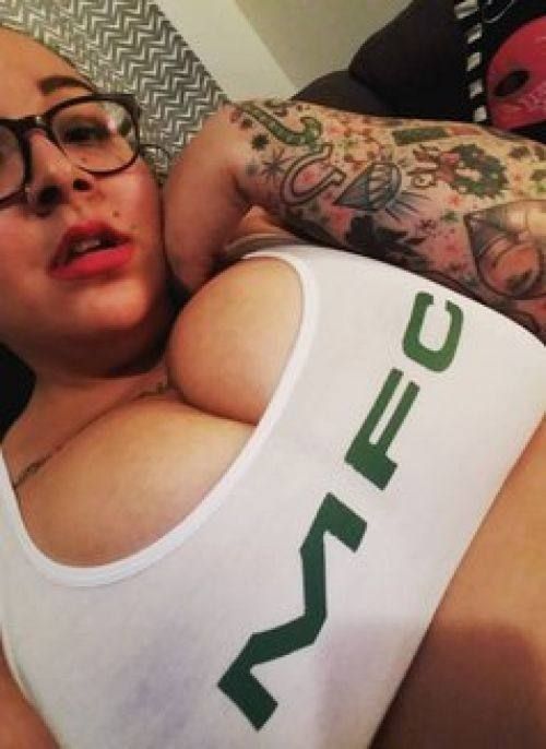 💋💋 Unhappy woman 💜 husband abandons 💜 so needs a good partner 💜 who will give regular time 💋💋 - Image 3